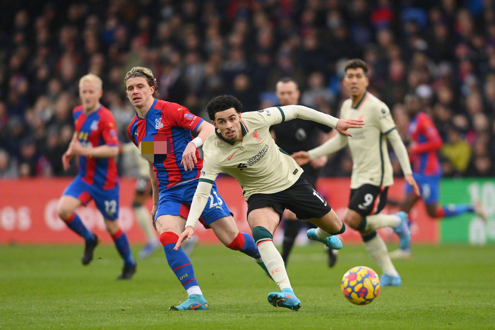 卡拉格:我没有批评切尔西,但他们距离夺得冠军还差得远.